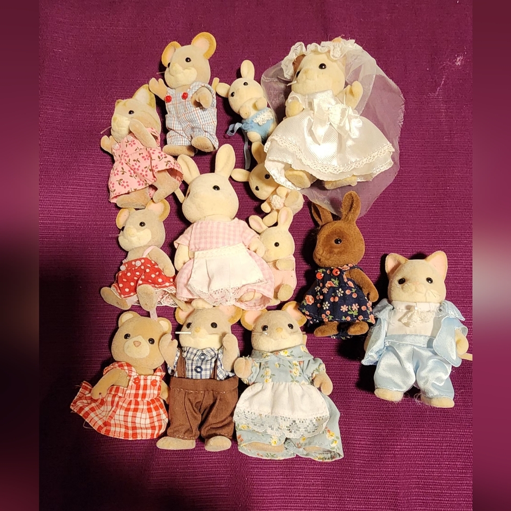 13 Assorted Calico Critters